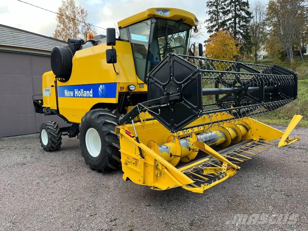 New Holland TC 5050 Leikkuupuimurit