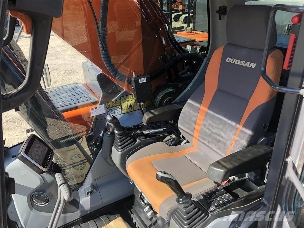 Doosan dx300 Telakaivukoneet