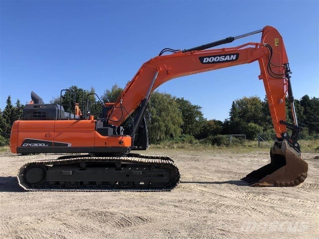 Doosan dx300 Telakaivukoneet