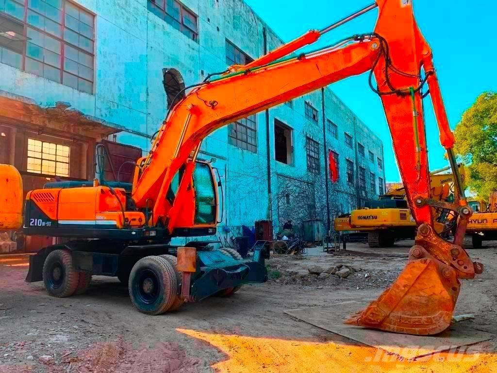 Hyundai R210W-9T Telakaivukoneet