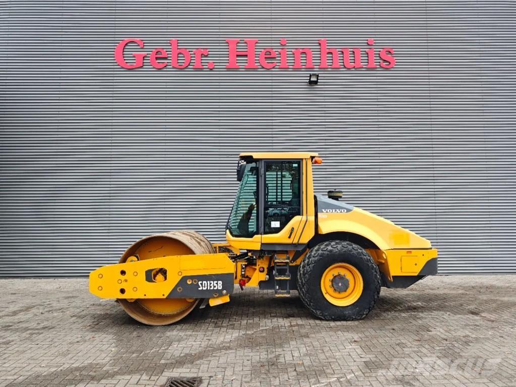 Volvo SD135B Kumipyöräjyrät