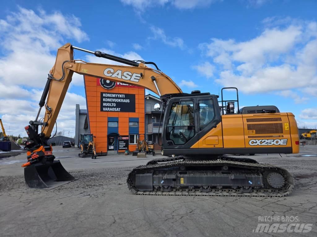 CASE CX 250 E LC Telakaivukoneet