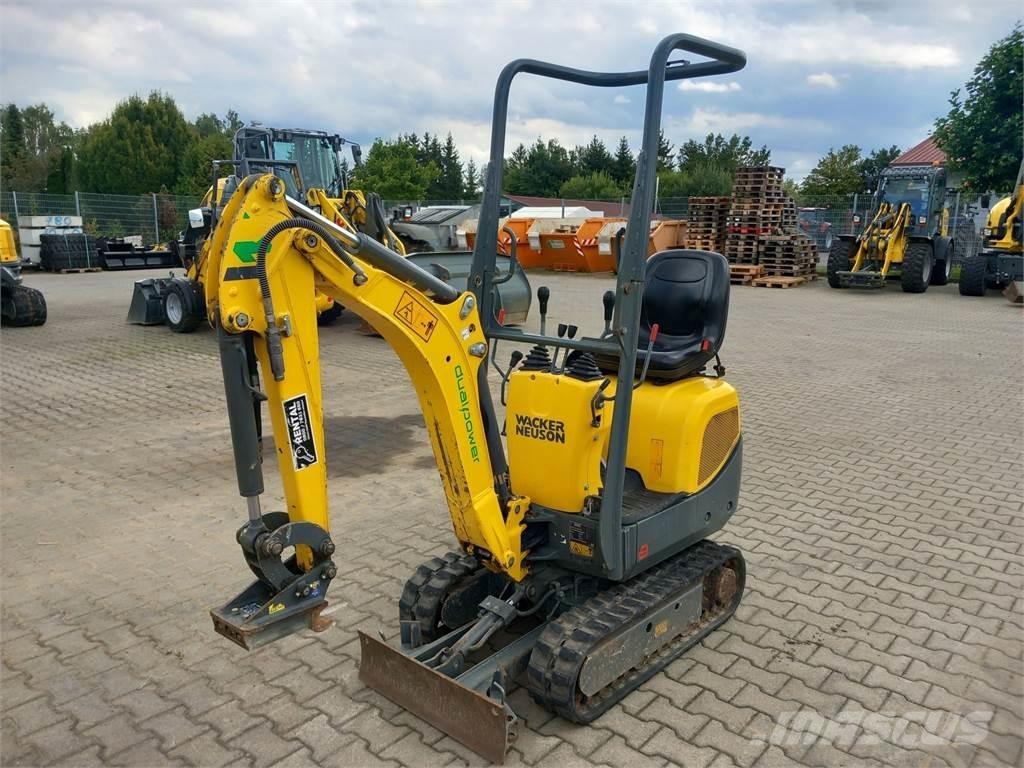 Wacker Neuson 803 Telakaivukoneet