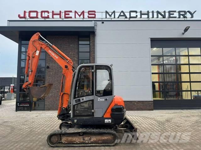 Hitachi ZX 30 Minikaivukoneet < 7t