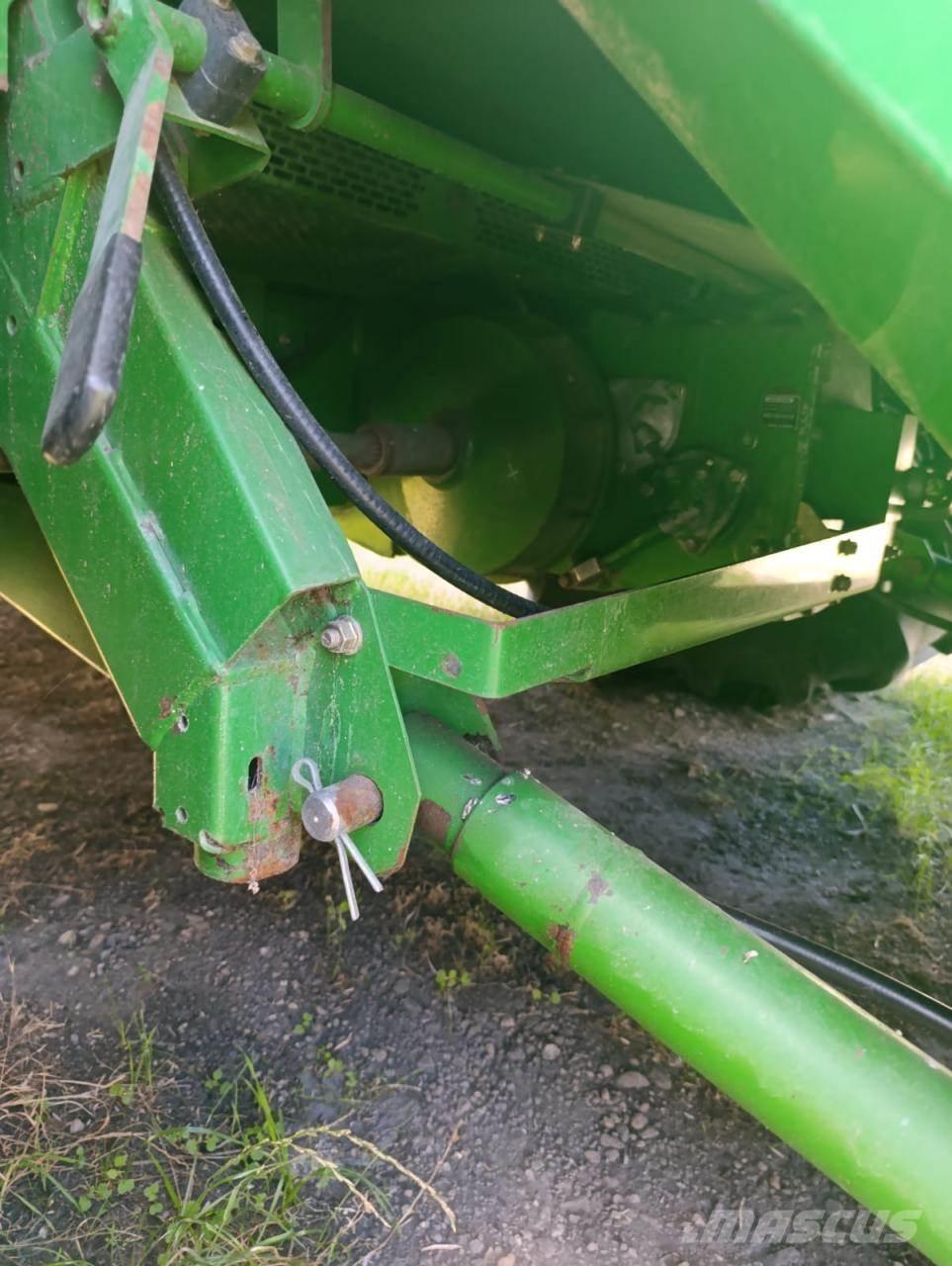 John Deere W650 Leikkuupuimurit