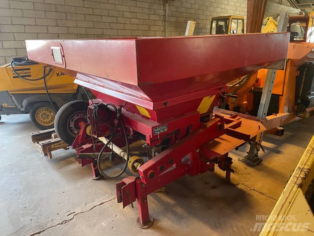 Bredal B2 Lannoitteenlevittimet