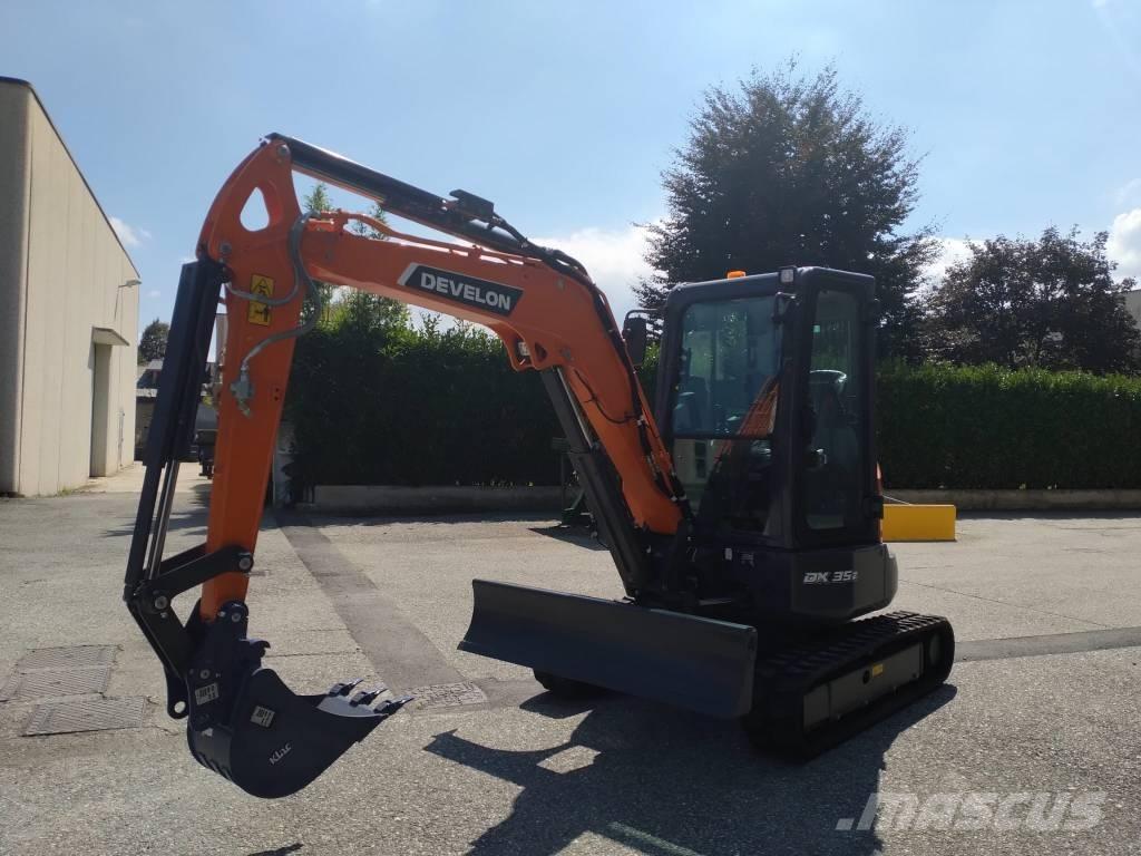 Develon DX 35 Z-7 Minikaivukoneet < 7t