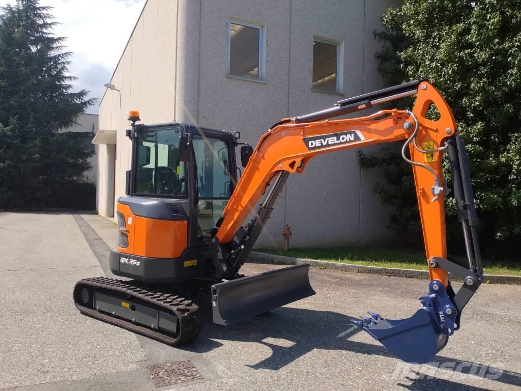 Develon DX 35 Z-7 Minikaivukoneet < 7t