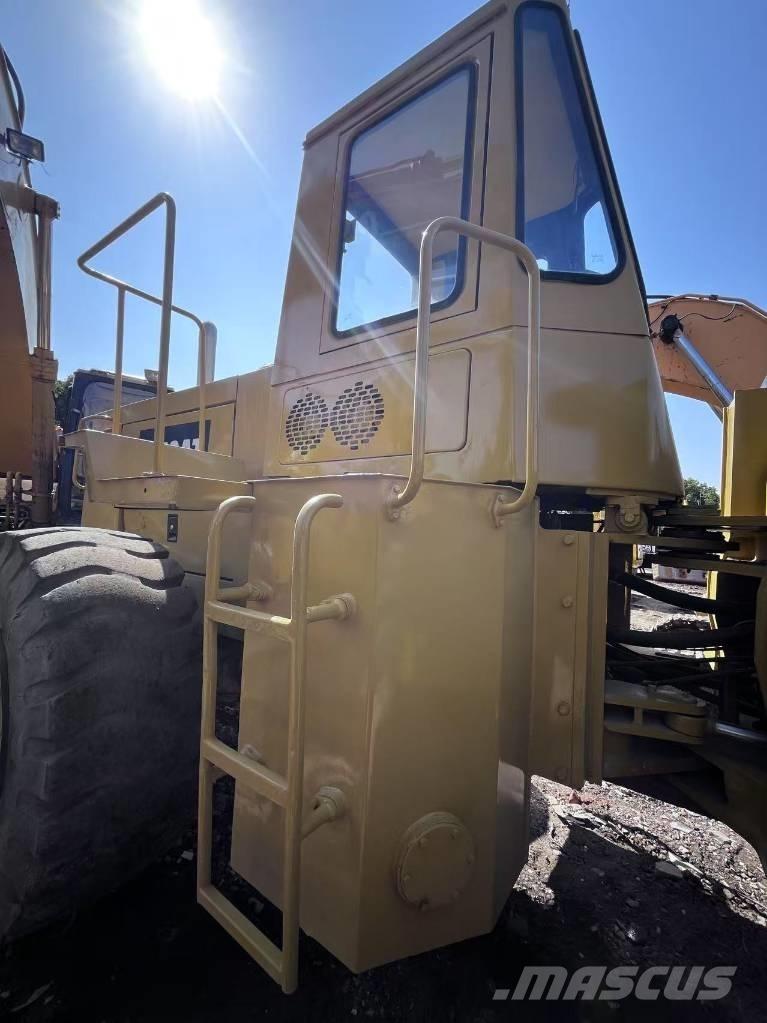 CAT 966F Pyöräkuormaajat
