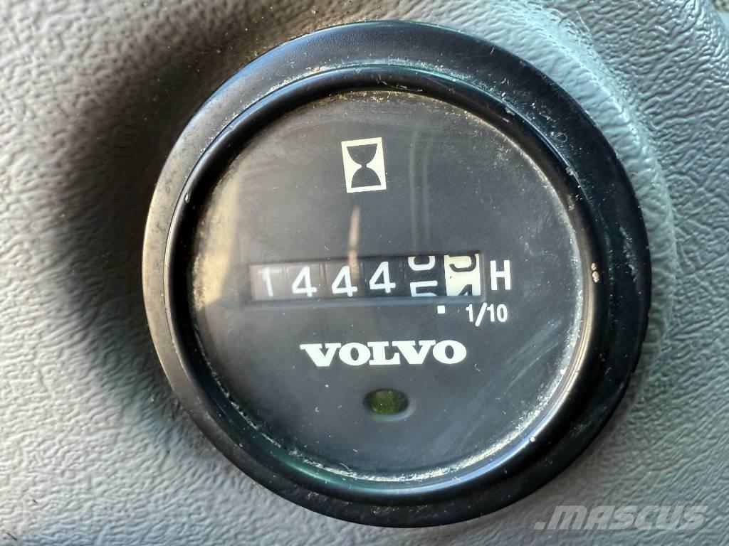 Volvo EW 160 C Pyöräkaivukoneet