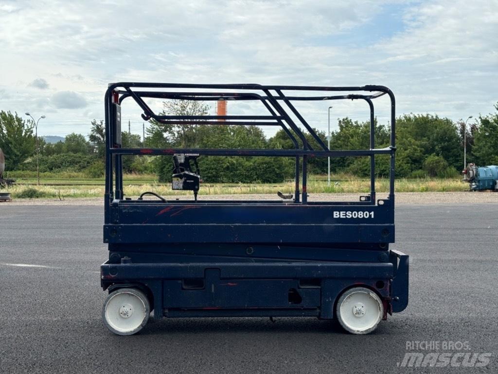 Haulotte Compact 8 Saksilavat