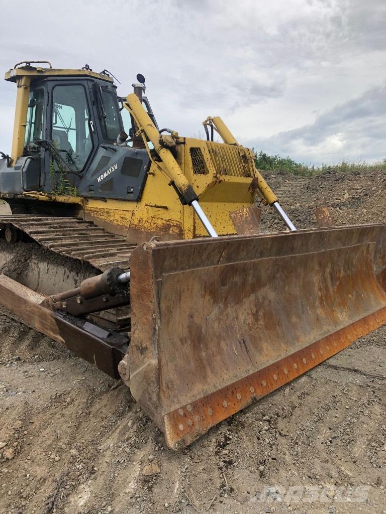 Komatsu D 65 PX-12 Telaketjupuskutraktorit