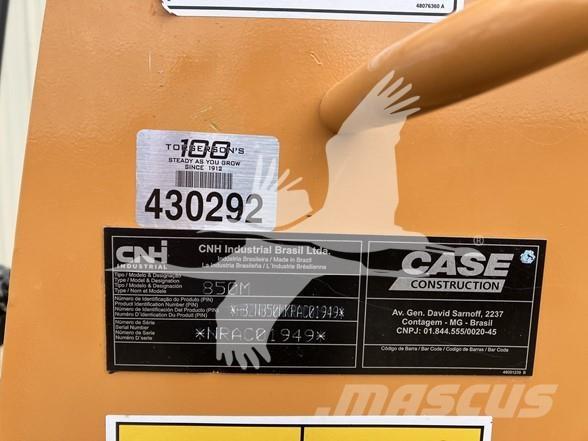 CASE 850M Telaketjupuskutraktorit