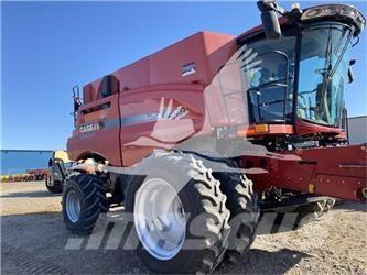 Case IH 8240 Leikkuupuimurit
