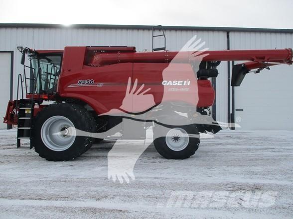 Case IH 8250 Leikkuupuimurit