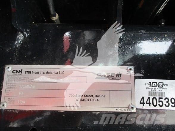 Case IH 8250 Leikkuupuimurit