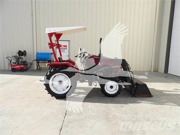  FARM PRO 2425 Traktorit