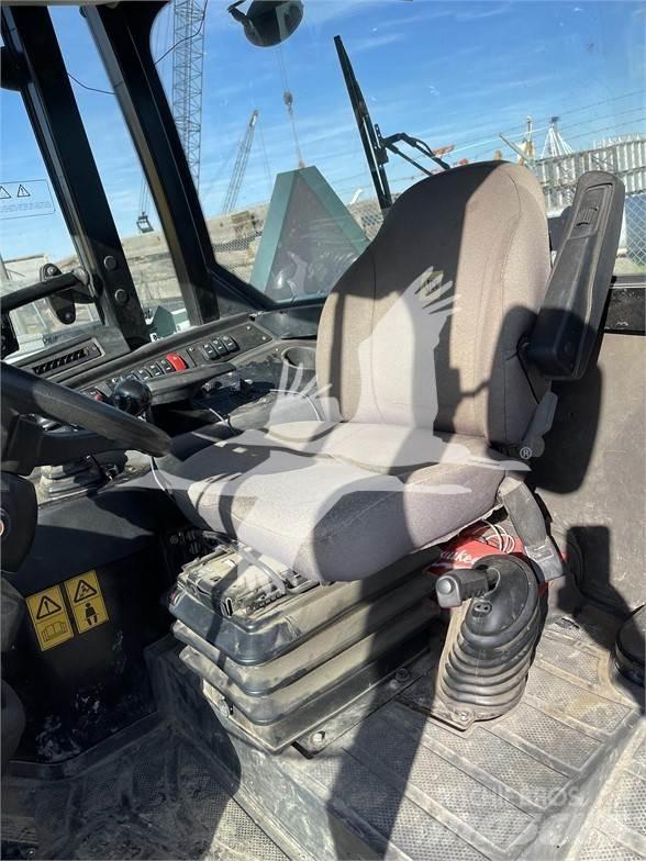 JCB 409 Pyöräkuormaajat
