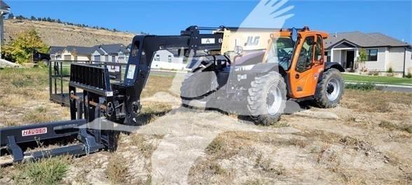 JLG 742 Kurottajat