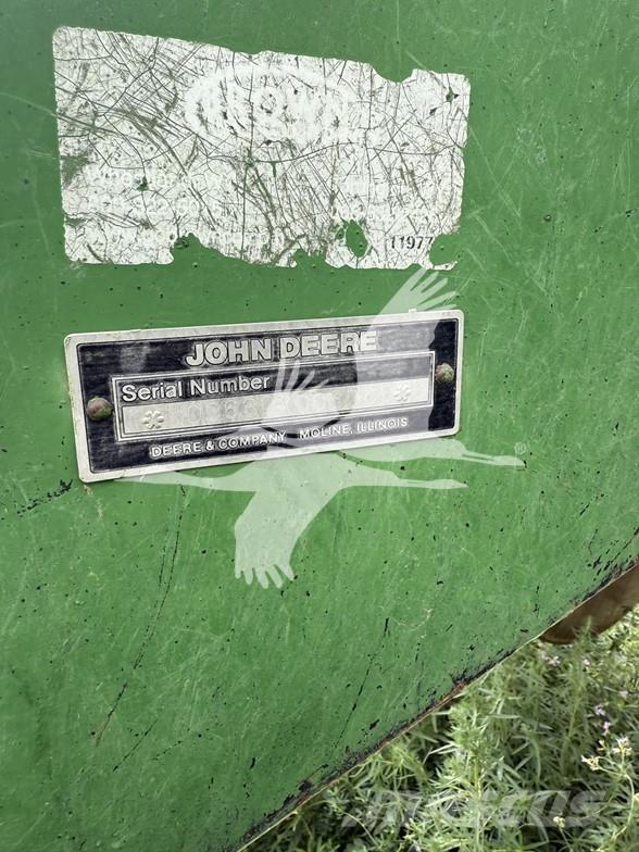 John Deere 630 Kiekkomultaimet ja lautasäkeet