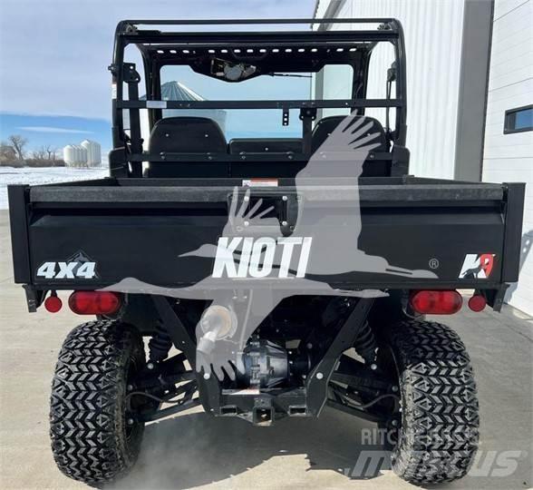 Kioti K9 2400 Mönkijät