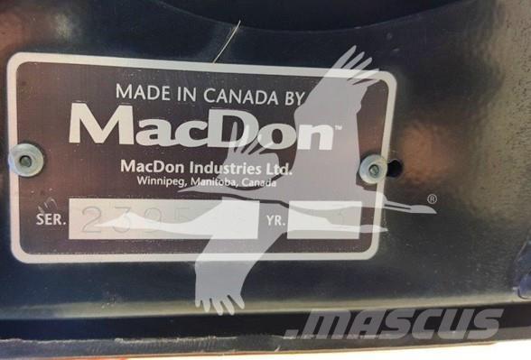 MAC DON D65 Leikkuupöydät