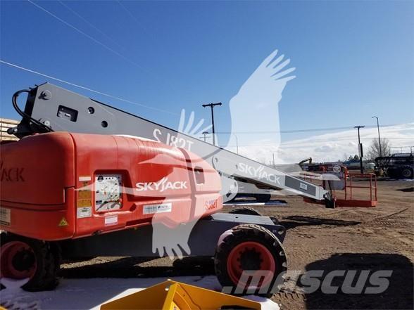 SkyJack SJ82T Teleskooppipuominostimet