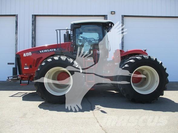 Versatile 400 Traktorit