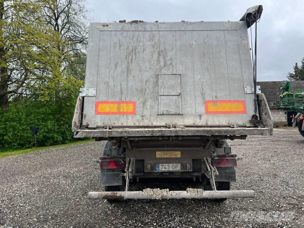 Scania R 480 LA Vetopöytäautot