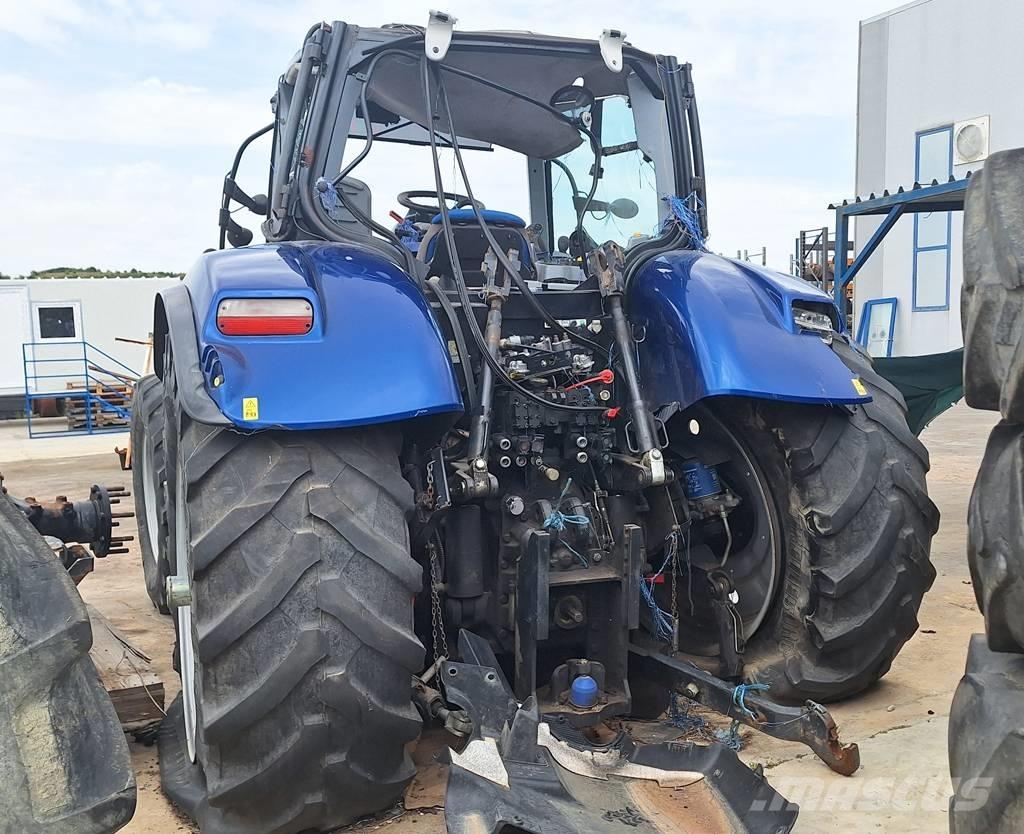New Holland T 7.270 Traktorit