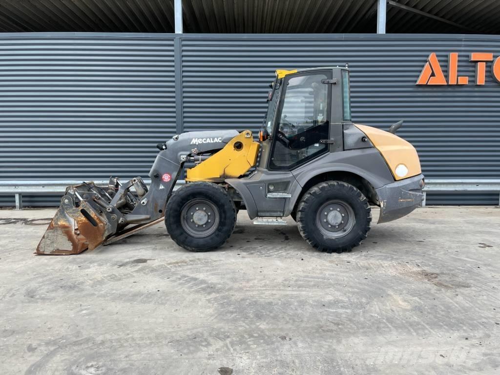 Mecalac AS 700 Pyöräkuormaajat