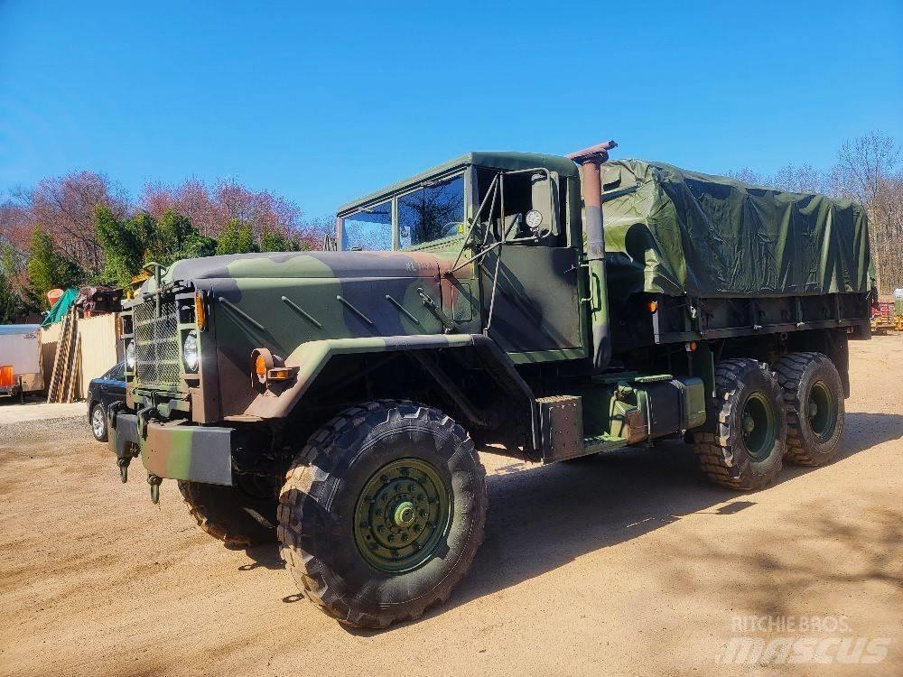 BMY M925A2 Umpikorikuorma-autot