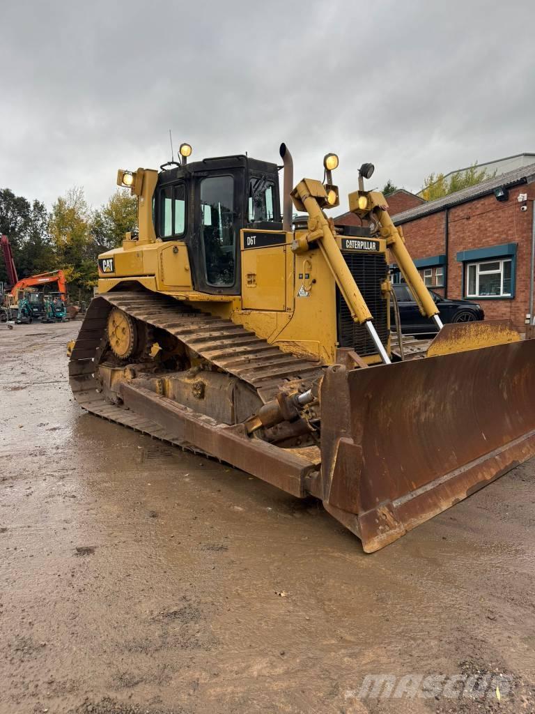 CAT D 6 T LGP Telaketjupuskutraktorit