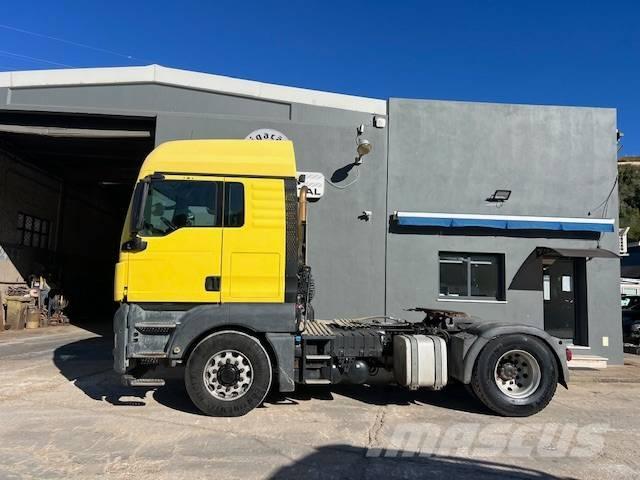 MAN 18.440 Vetopöytäautot