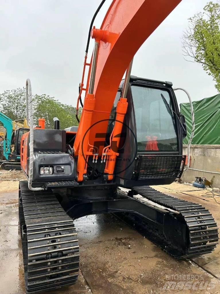 Hitachi ZX 120-6 Midikaivukoneet 7t - 12t