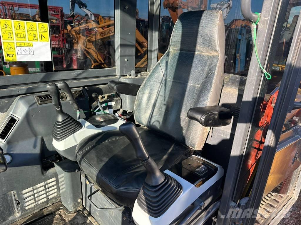 Komatsu PC 56-7 Minikaivukoneet < 7t