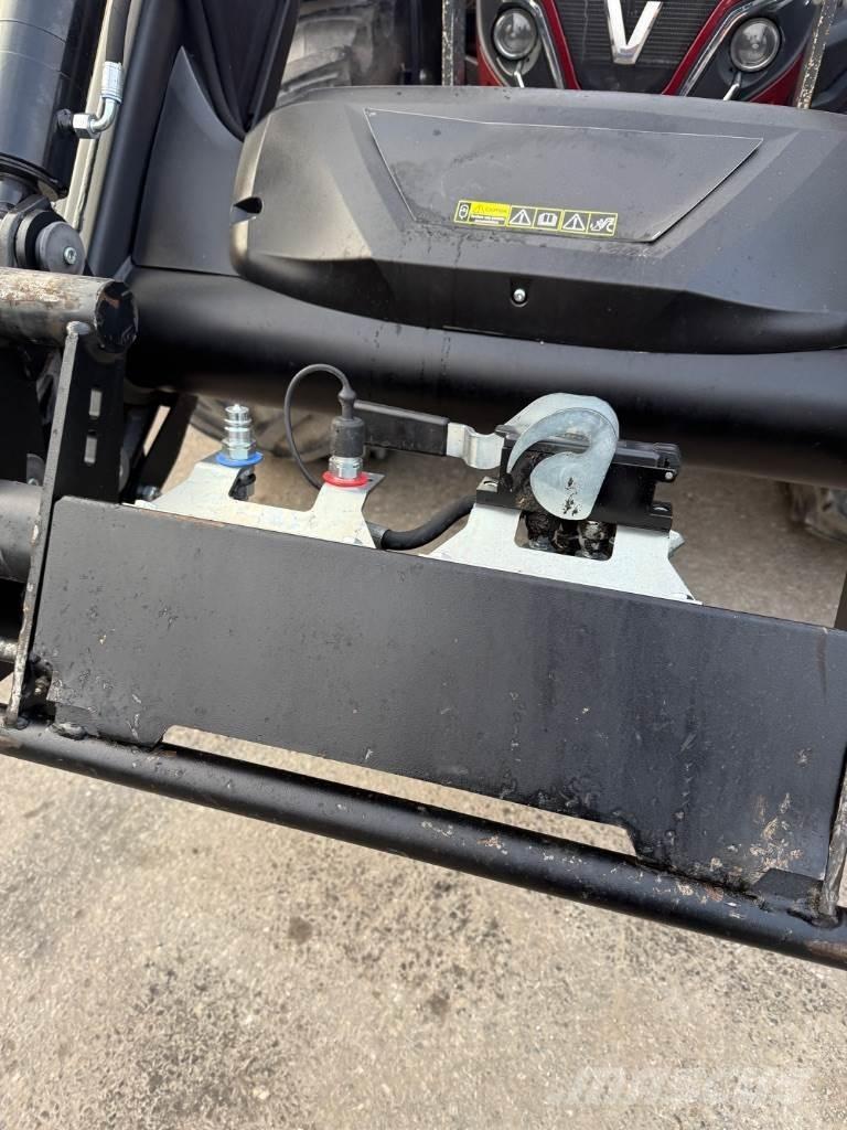 Valtra T234 Traktorit