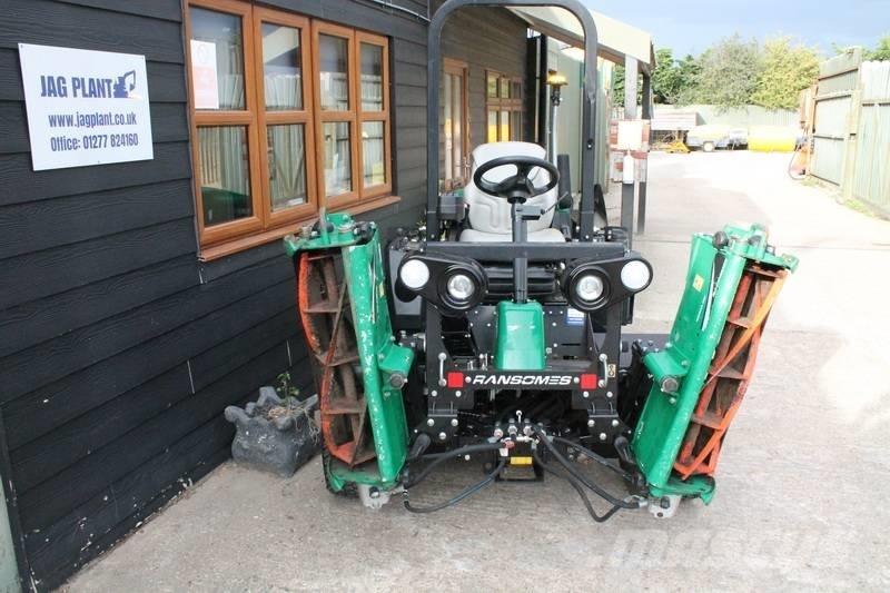 Ransomes Parkway3 Päältäajettavat ruohonleikkurit