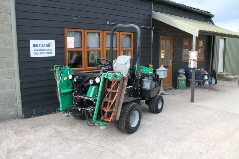 Ransomes Parkway3 Päältäajettavat ruohonleikkurit