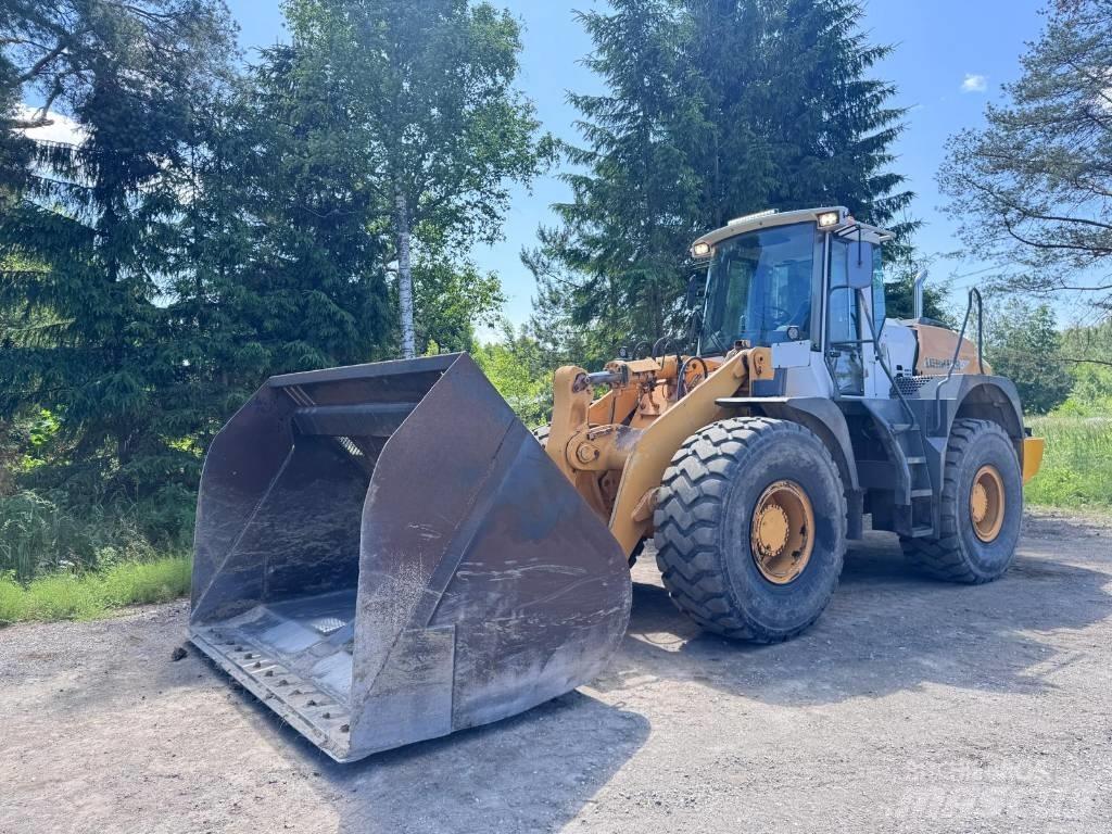 Liebherr L 544 Pyöräkuormaajat