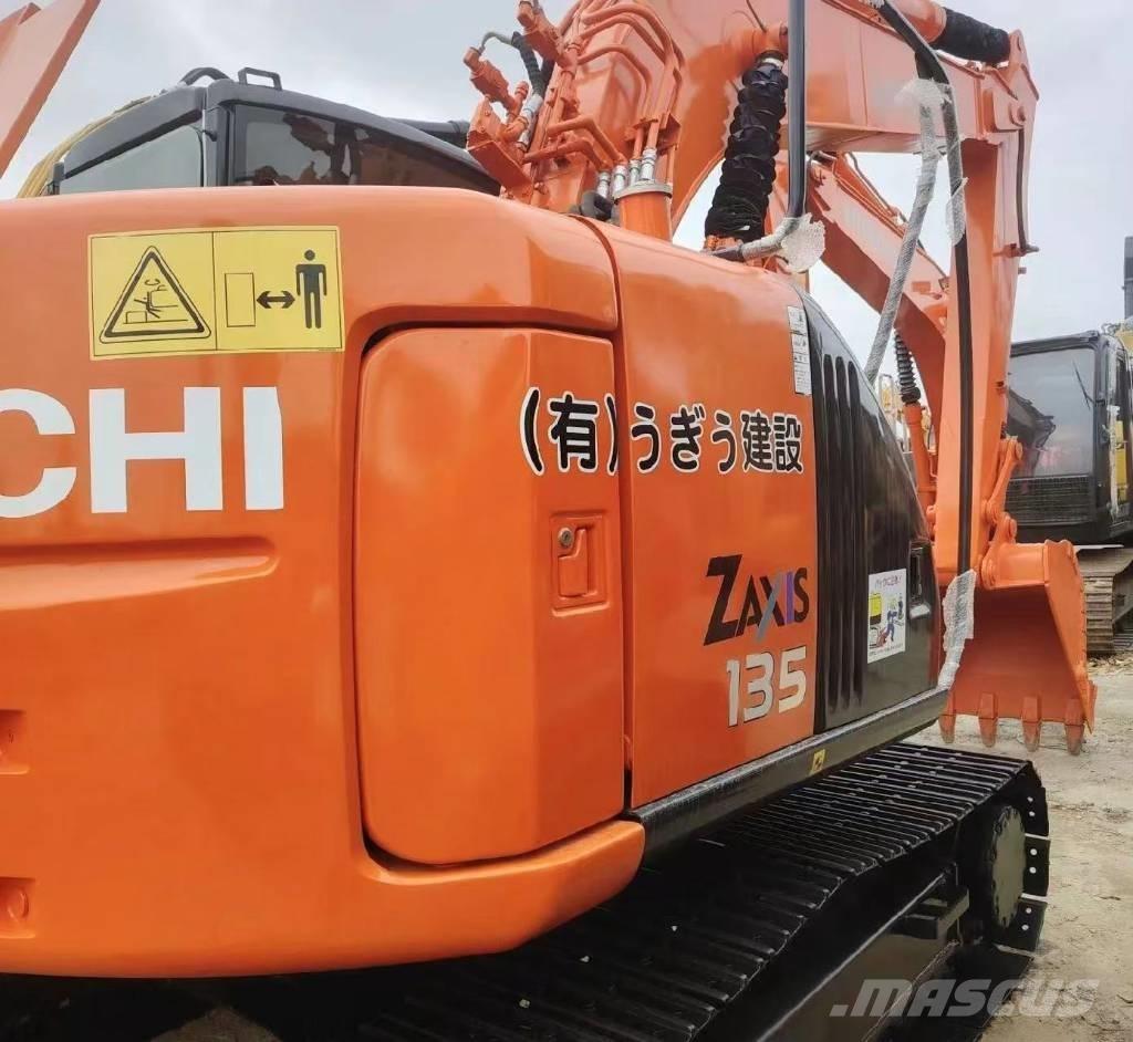 Hitachi 135US-6 Telakaivukoneet