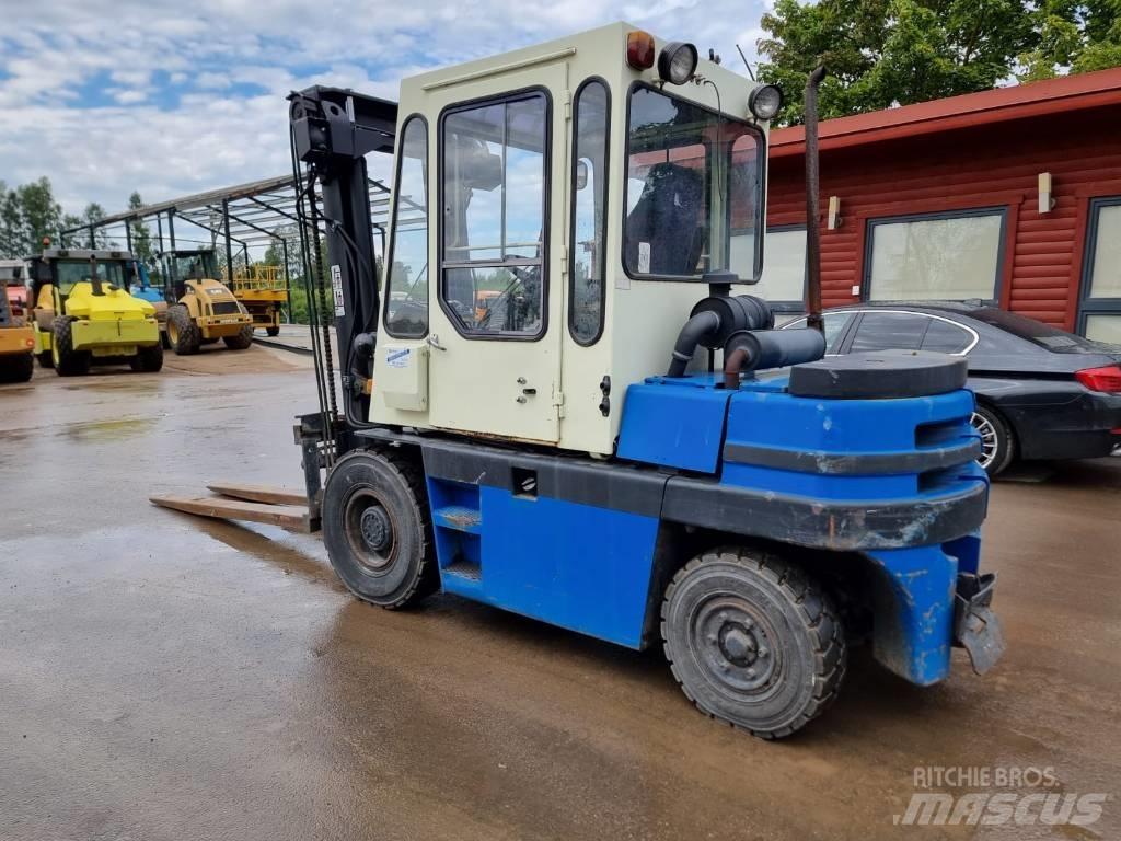 Kalmar DB 4,5-500 Dieseltrukit