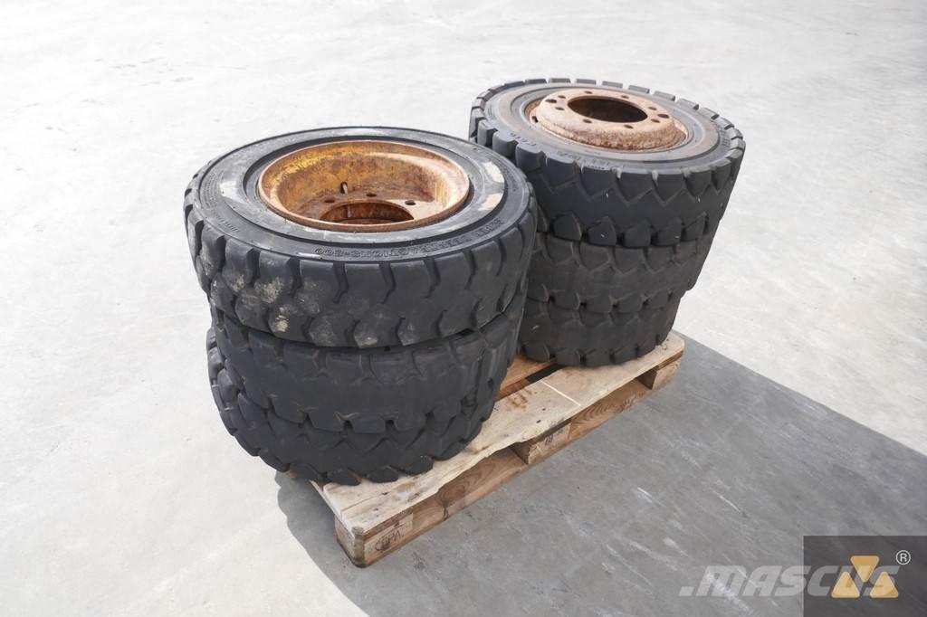 Kenda 7.50-15 Renkaat ja vanteet