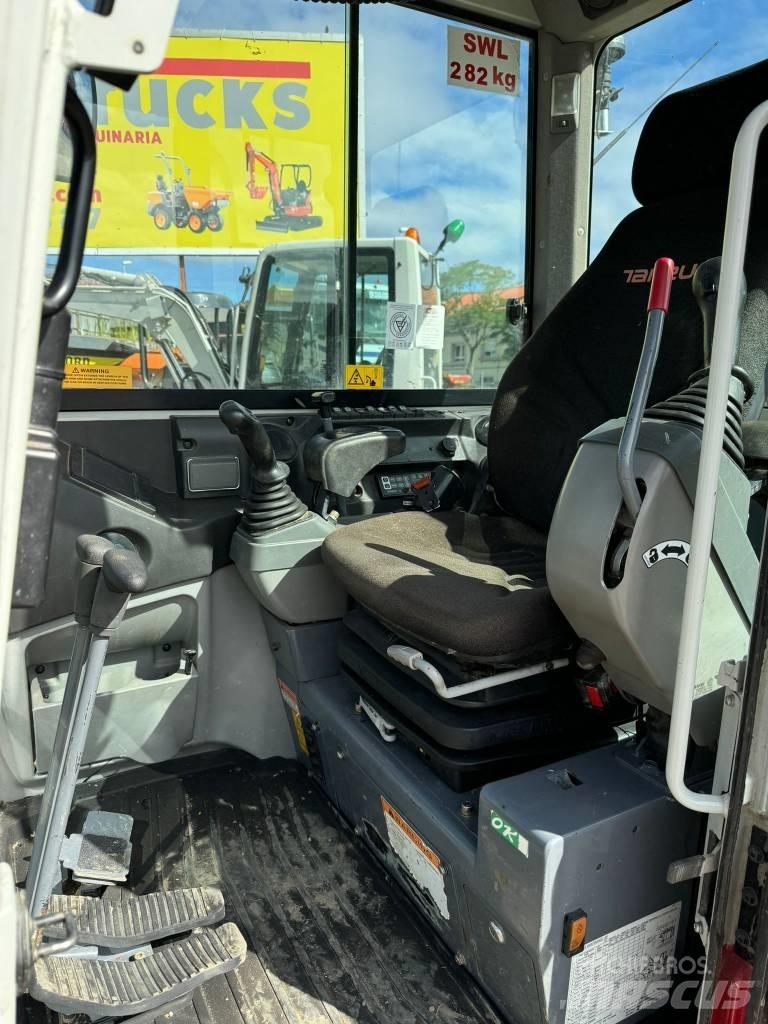 Takeuchi TB 230 Minikaivukoneet < 7t