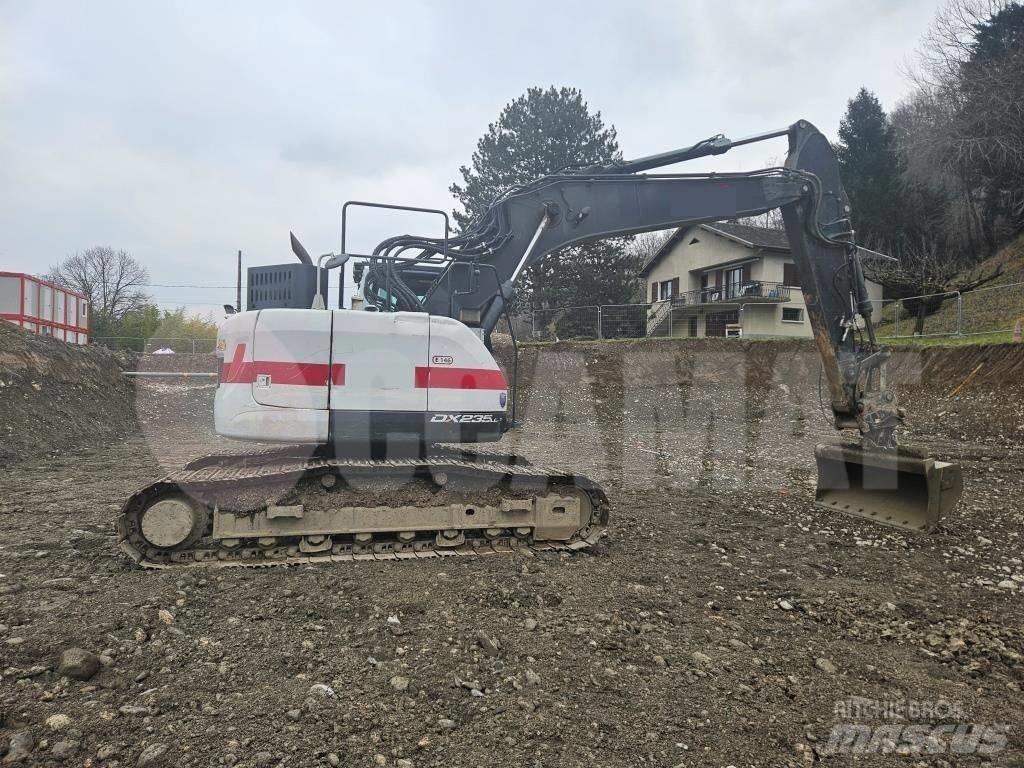 Doosan DX 235 LCR Telakaivukoneet