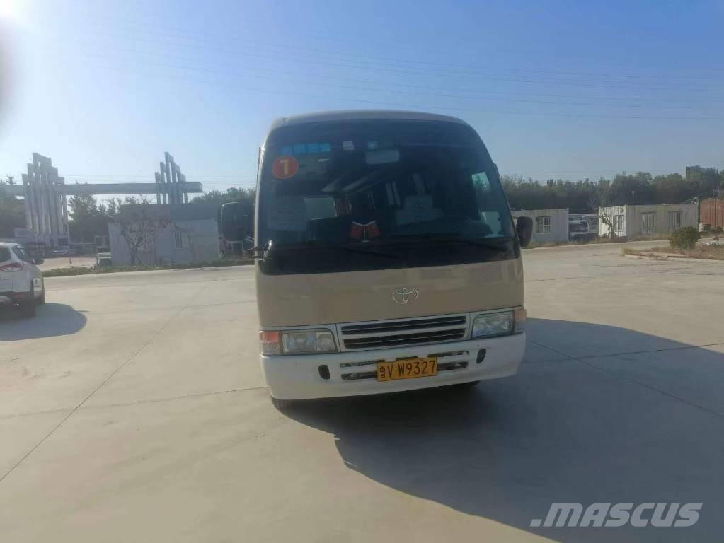 Toyota Coaster Bus Minibussit