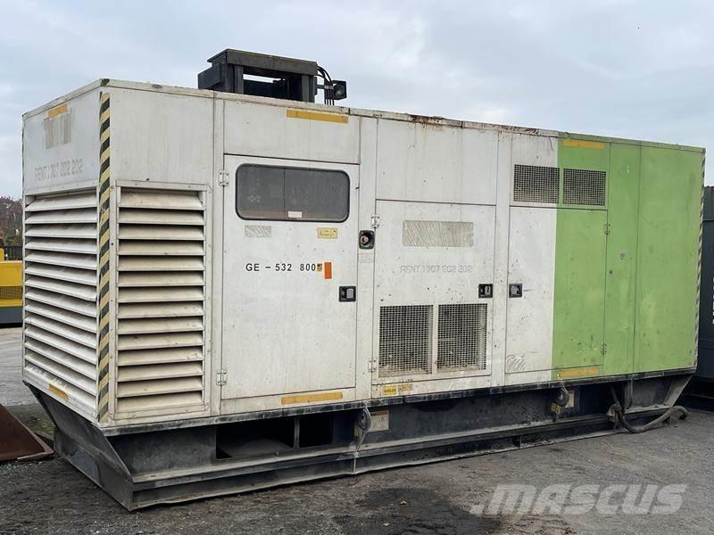 CAT 900 F Dieselgeneraattorit