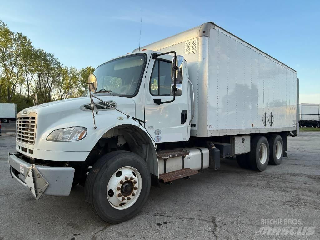 Freightliner M 106 Umpikorikuorma-autot