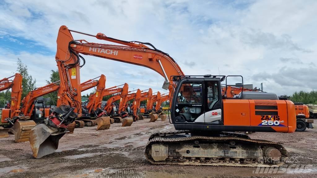 Hitachi ZX250LC-6 Telakaivukoneet