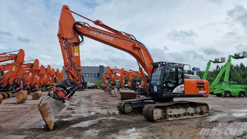 Hitachi ZX250LC-6 Telakaivukoneet